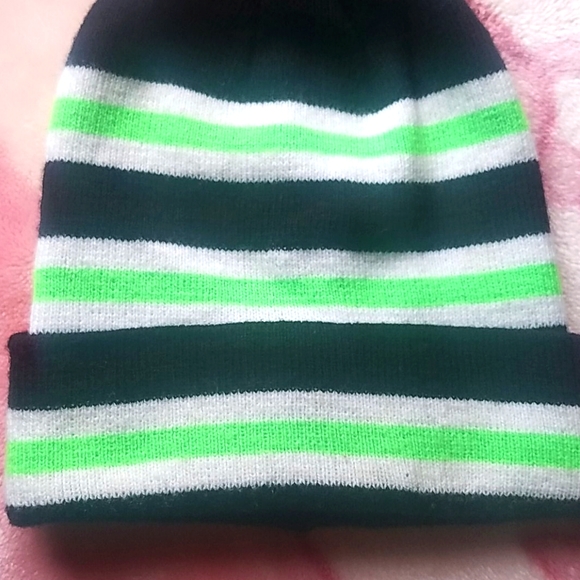 Toddler hat - Picture 2 of 3